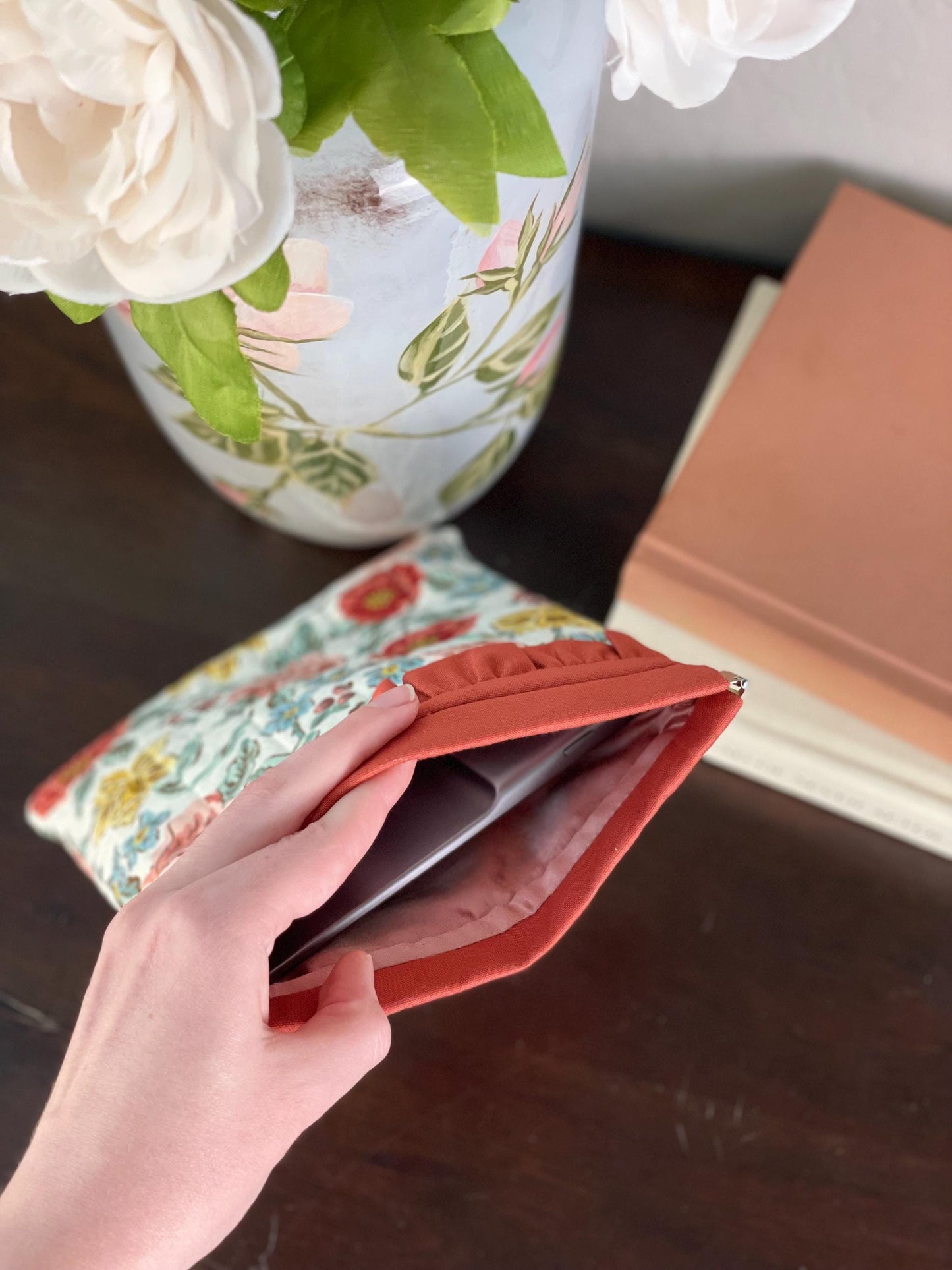Miss Brownscombe Kindle Sleeve